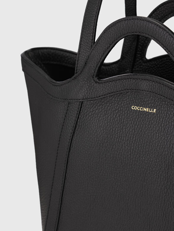 Leather bag with long handle and logo - 5