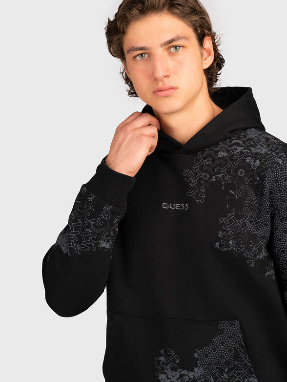 Black sweatshirt with print and logo embroidery - 6