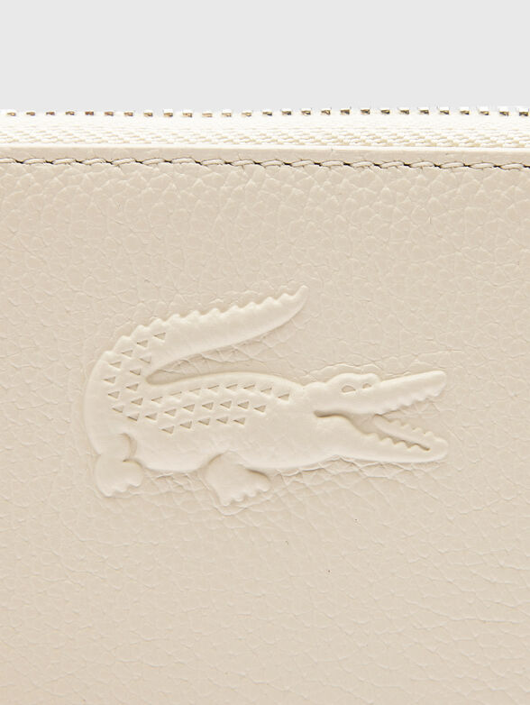 Wallet with embossed logo detail - 3