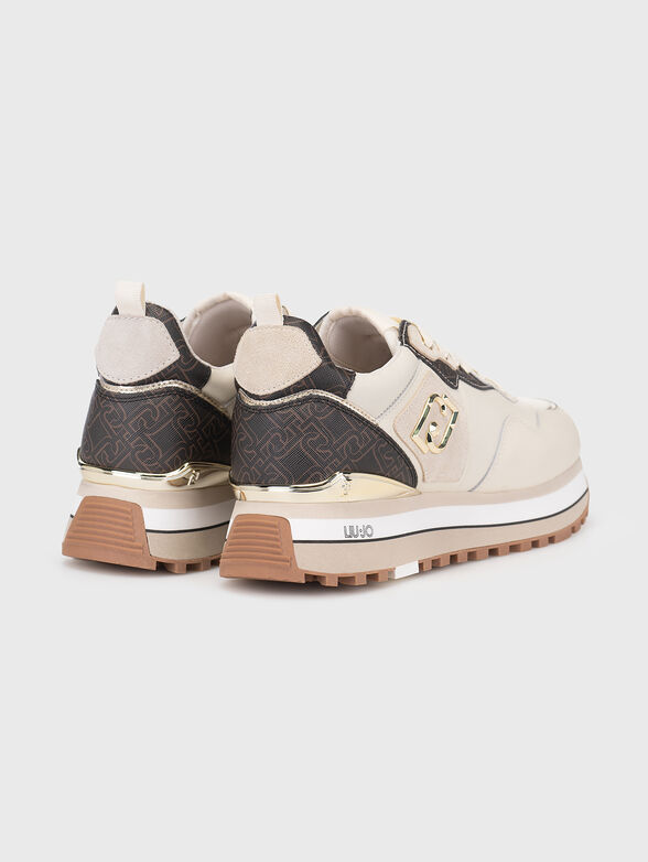 Sneakers with logo accent - 3