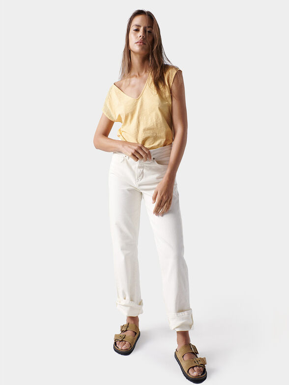 T-shirt with lace accent on the back - 2