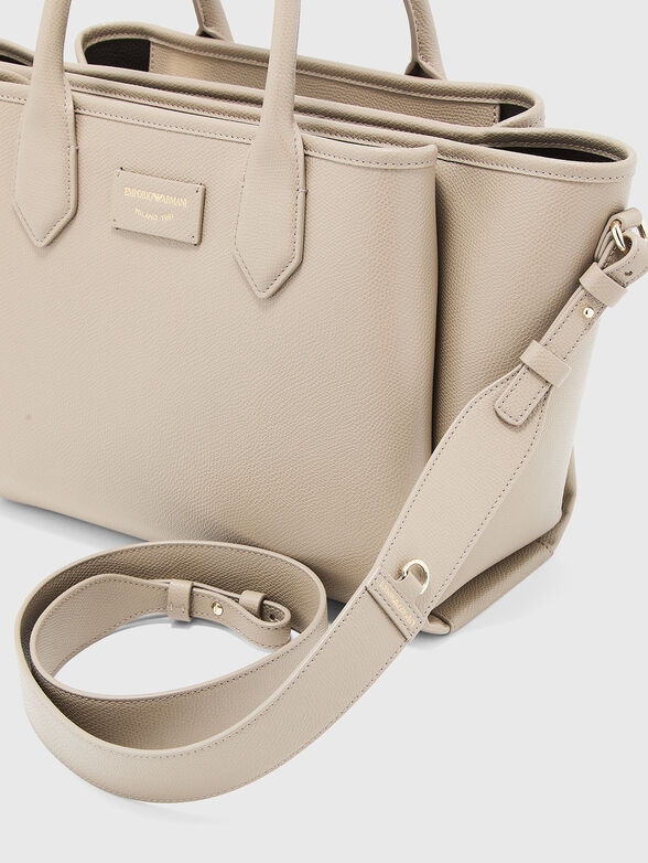 Bag with gold tone detail - 5