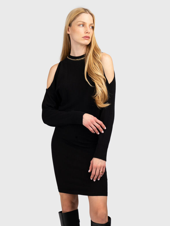 Knitted dress with bare shoulders - 1