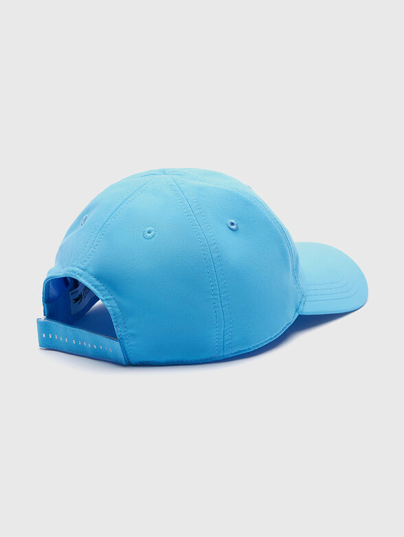 Hat with visor and logo - 2