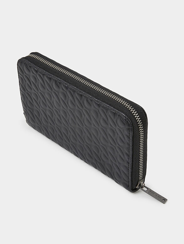 KATE black purse with embossed texture - 2