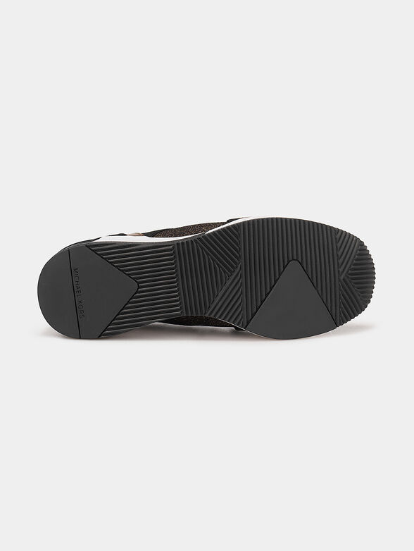 Sneakers with logo detail - 5