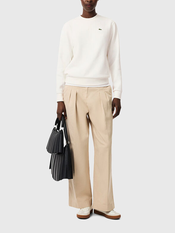 Sweatshirt with an oval neckline - 2