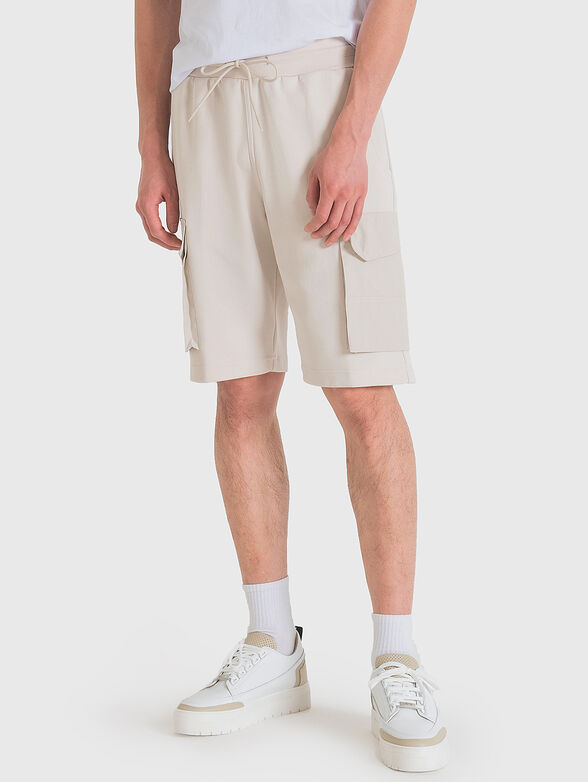 Shorts with pockets - 0