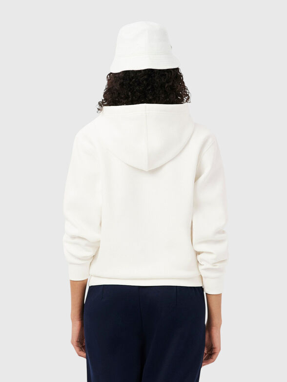 White hooded sweatshirt - 3