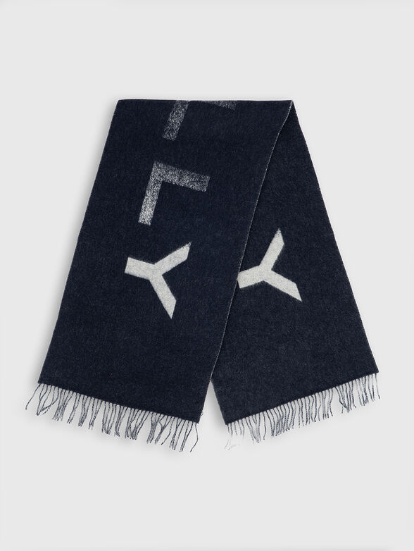 Cotton scarf with a logo accent - 1