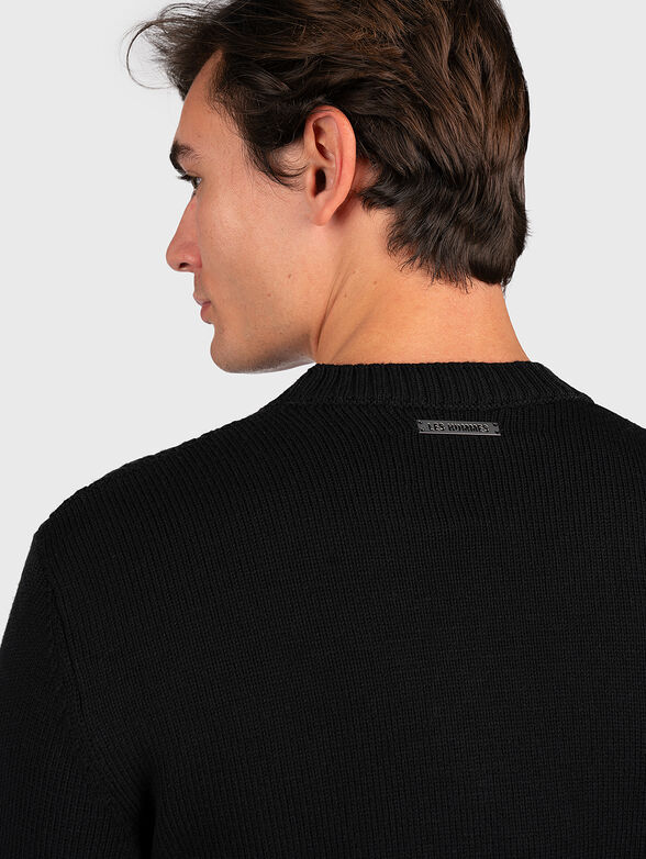 Wool sweater with accent zipper - 5