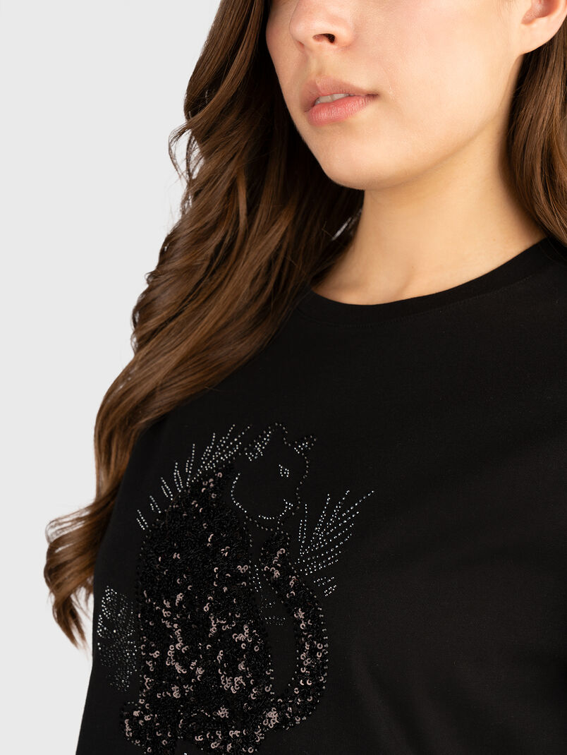 Black T-shirt with sequins - 3