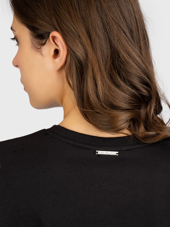 Cropped T-shirt with rhinestones - 4