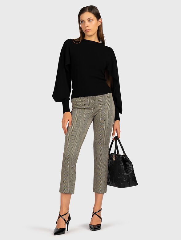 Cropped straight-cut trousers - 4