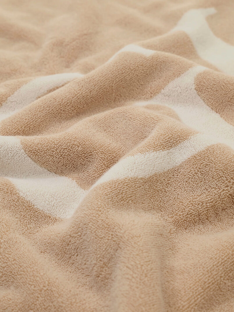 Beige beach towel - 3