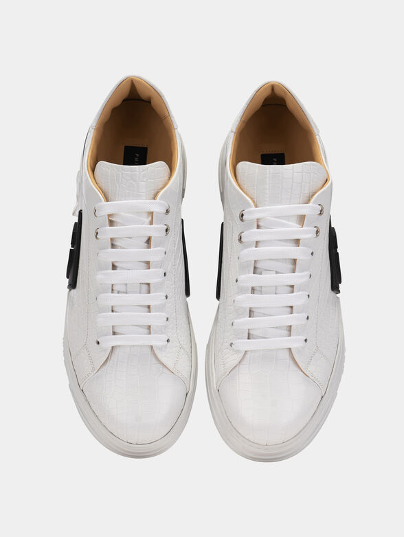 White leather sneakers with crocodile texture - 6