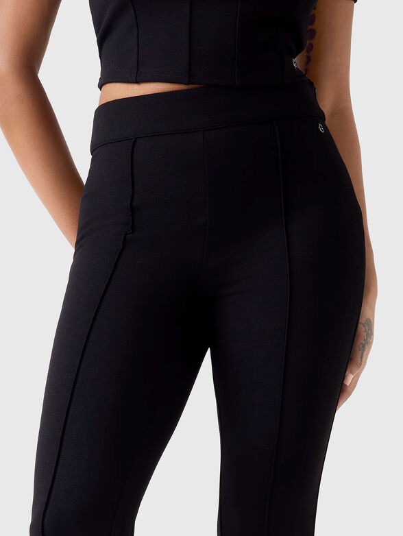 EVELINA flared pants in black - 3