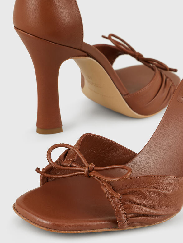 Brown leather sandals - 4