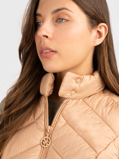 NEW GINGER vest in beige - 5