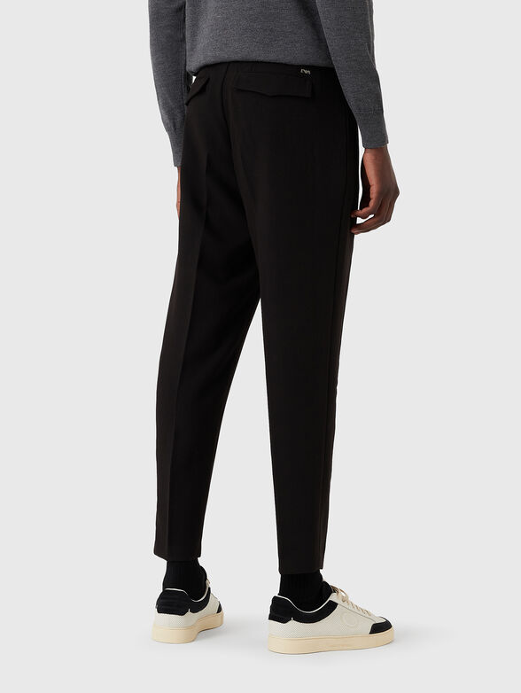 Slim trousers with cuffs and logo detail - 2