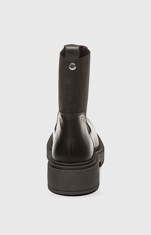 CHURRO leather boots brand STEVE MADDEN —