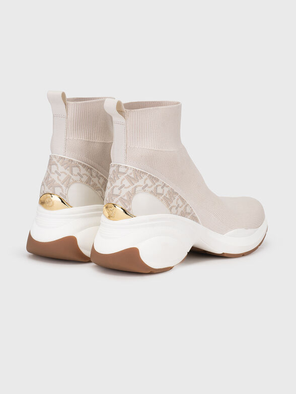 High sports shoes - 3