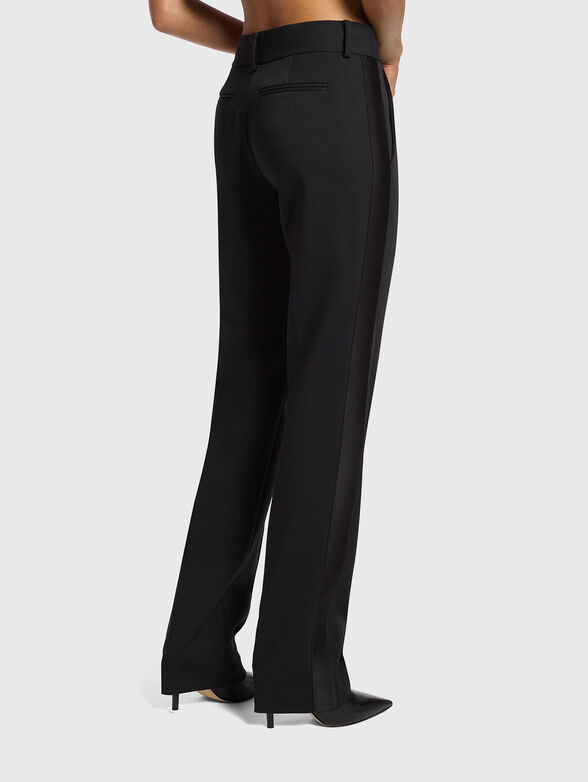 Pants with contrasting trim - 2