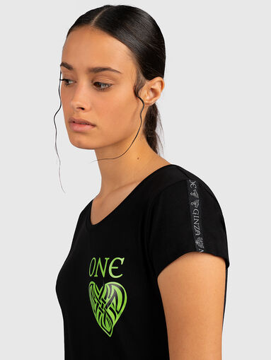 T-shirt with green print - 3