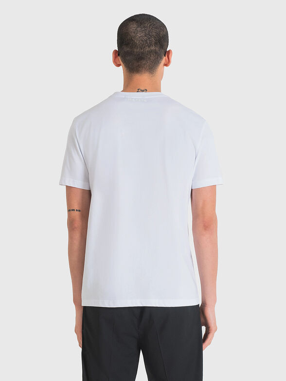 T-shirt with contrast print - 2