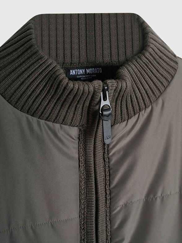 Black sweatshirt with zip - 6