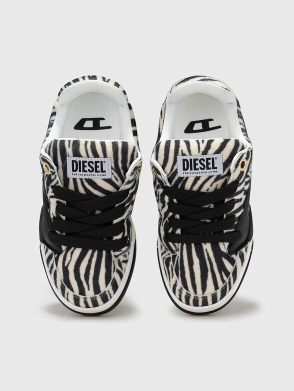 Sneakers with animal prints - 6