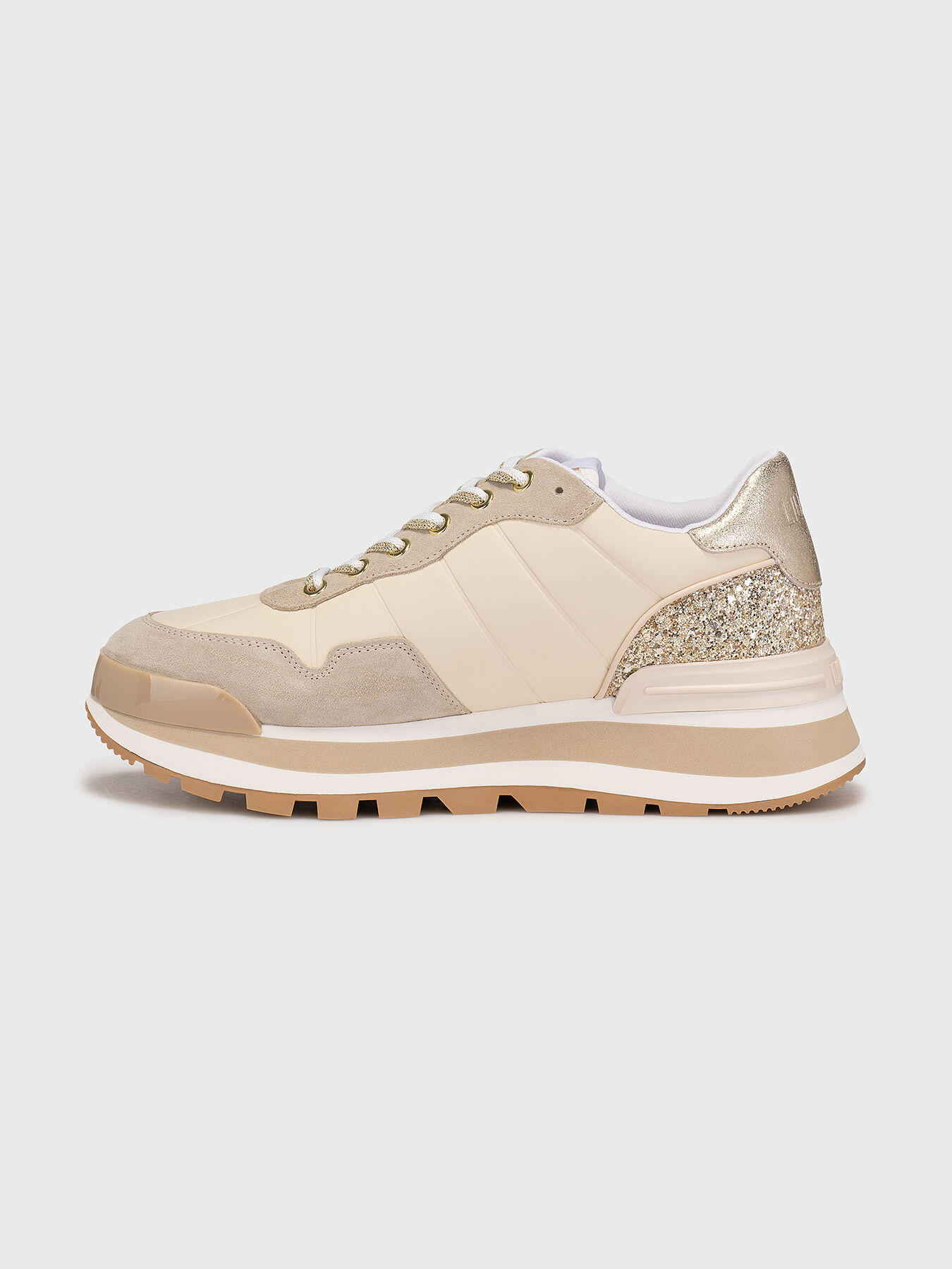公式の  AMAZING 01 sneakers brand LIU JO — Globalbrandsstore.com/en ダイニングテーブル