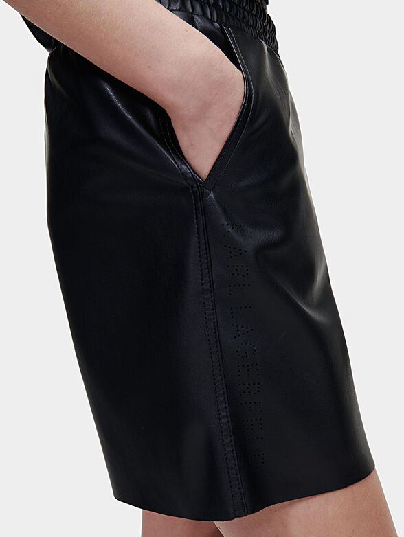 Black eco-leather short pants - 4