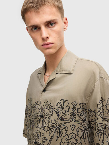 Short sleeved shirt with floral print - 4