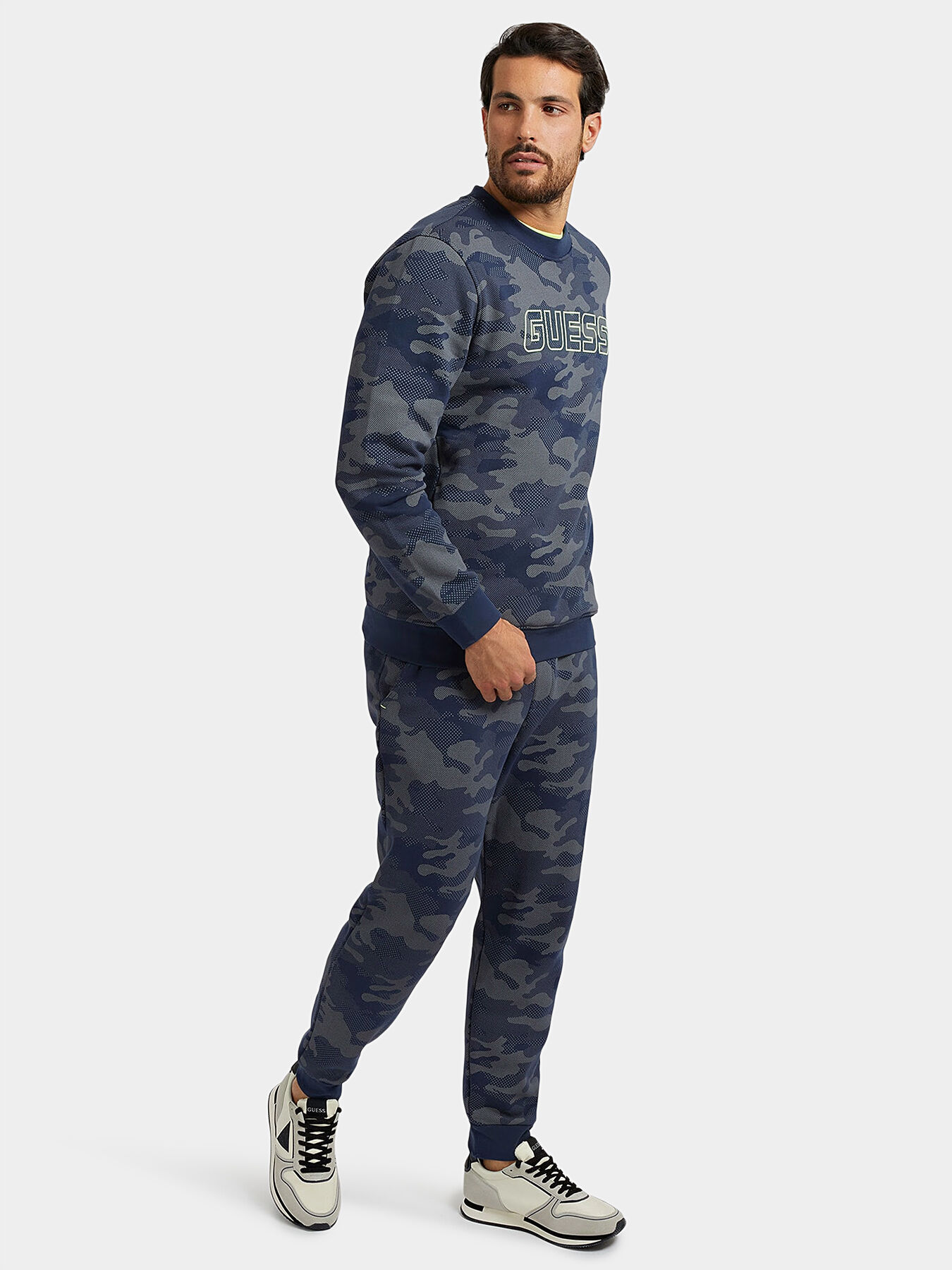 Guess camo pants deals