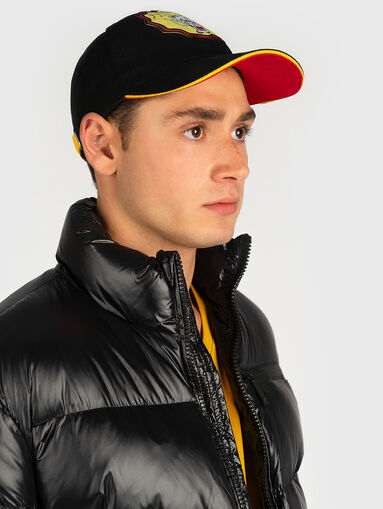 Baseball cap with logo patch - 4