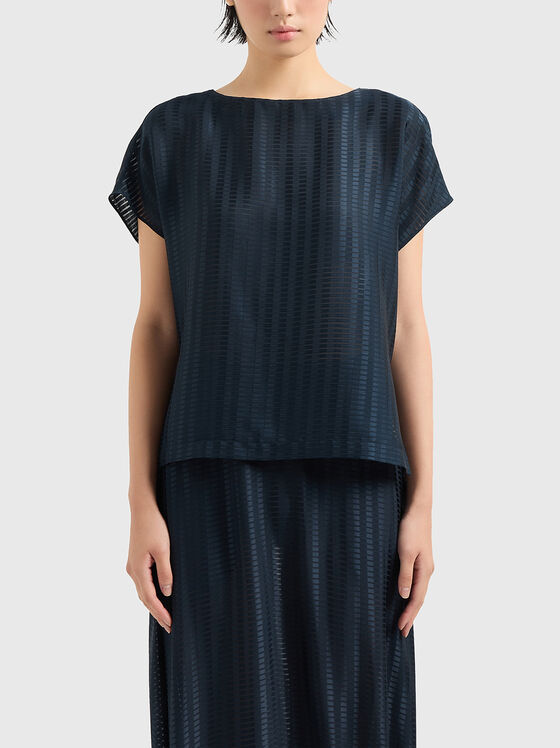 Топ с геометричен дизайн в тъмносин цвят - 1