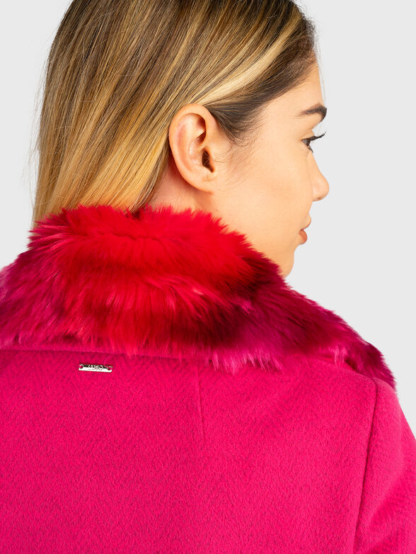 Pink coat with faux fur detail - 5