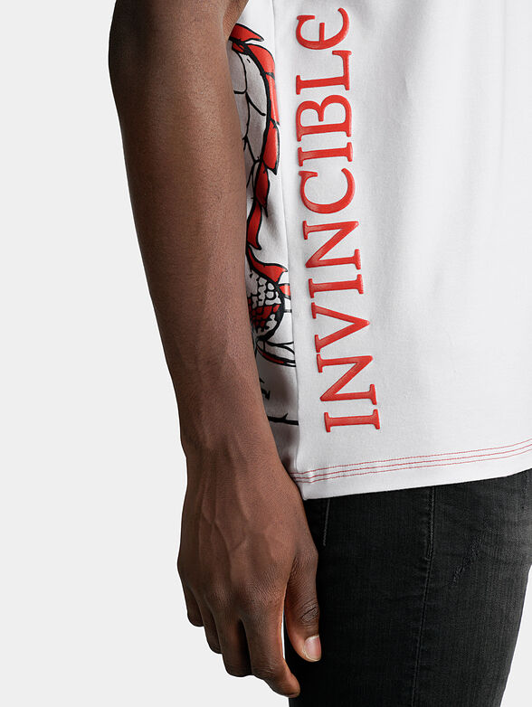 White T-shirt with red accents - 4