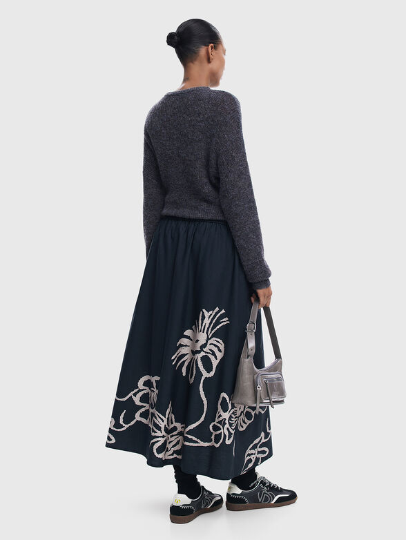 Maxi skirt with floral details  - 2