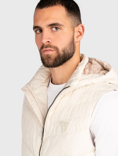 Black vest with triangular logo - 4