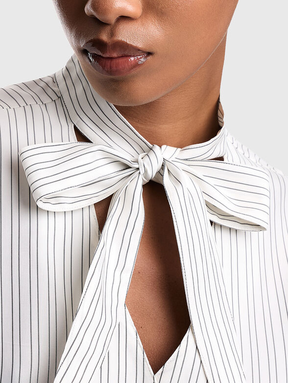 Striped shirt made of melange fabric - 4