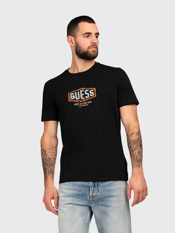 Черна тениска с контрастно лого - 1