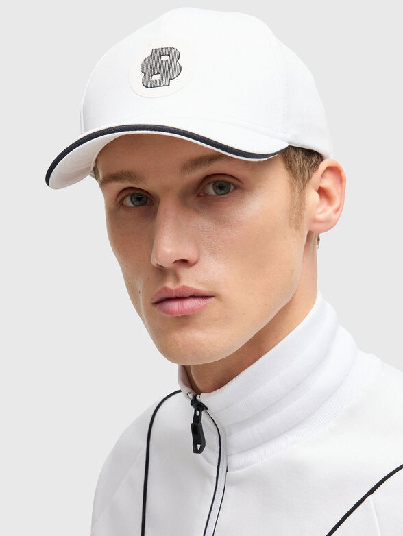 Baseball cap with logo - 2