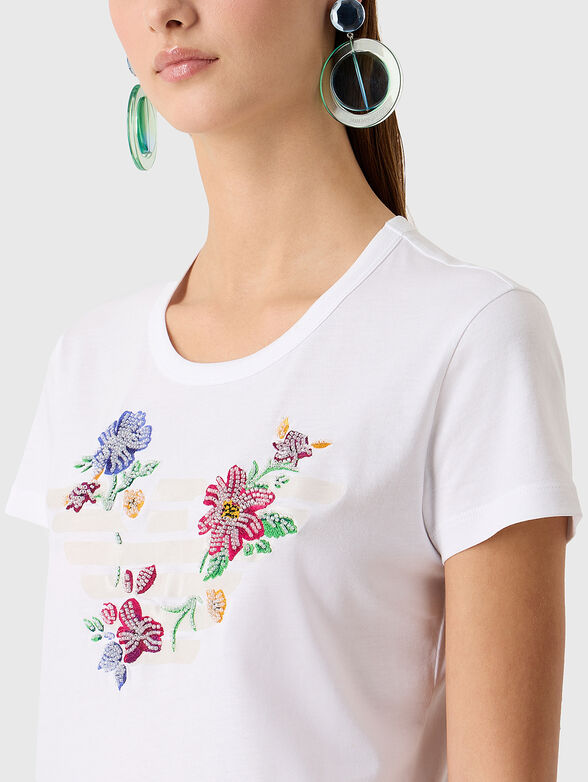 T-shirt with floral embroidery - 4