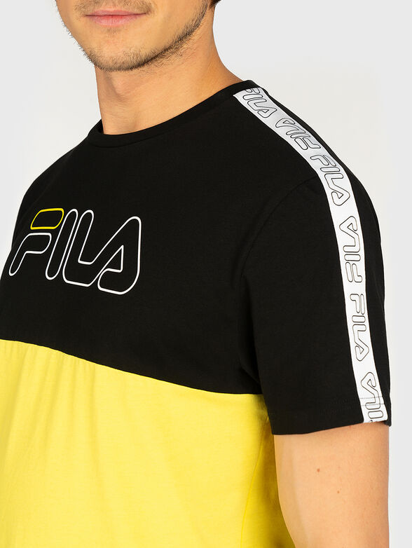 JOPI T-shirt in accentuating color - 3