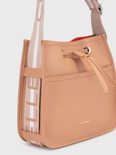 Leather bag with logo detail - 4
