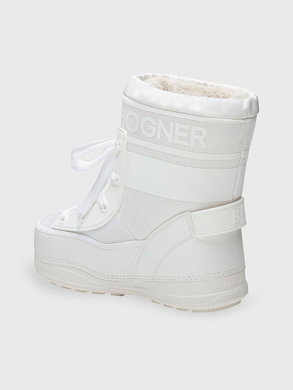 LA PLAGNE 21 apresque with accent logo - 2