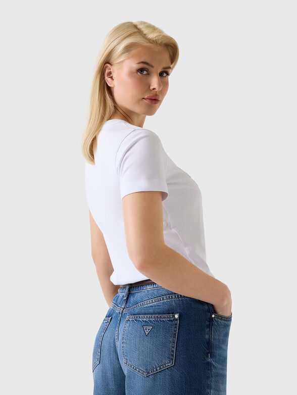 Cotton T-shirt with a round neckline - 3