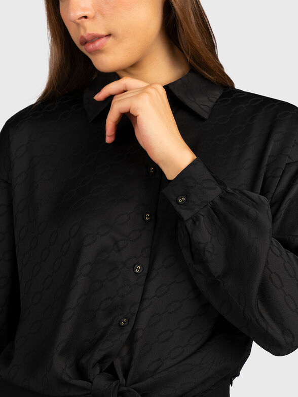 Black shirt with  print - 4